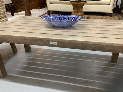 Safavieh outdoor coffee table 48x24x18|3755