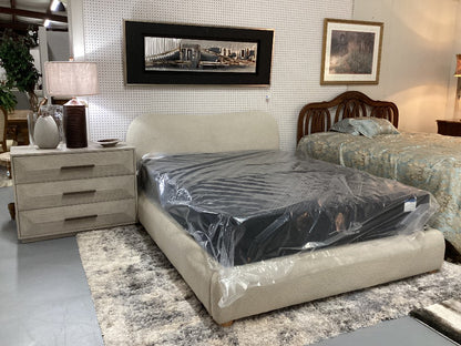 Safavieh upholstered platform bed|3770