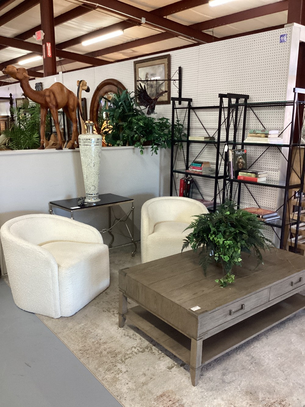 Cream Barrel Chair|3813