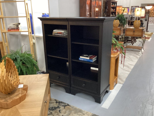 Ethan Allen bookcase with drawer|3834