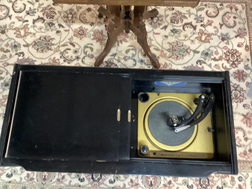 Black MCM Stereo Magnavox|3892