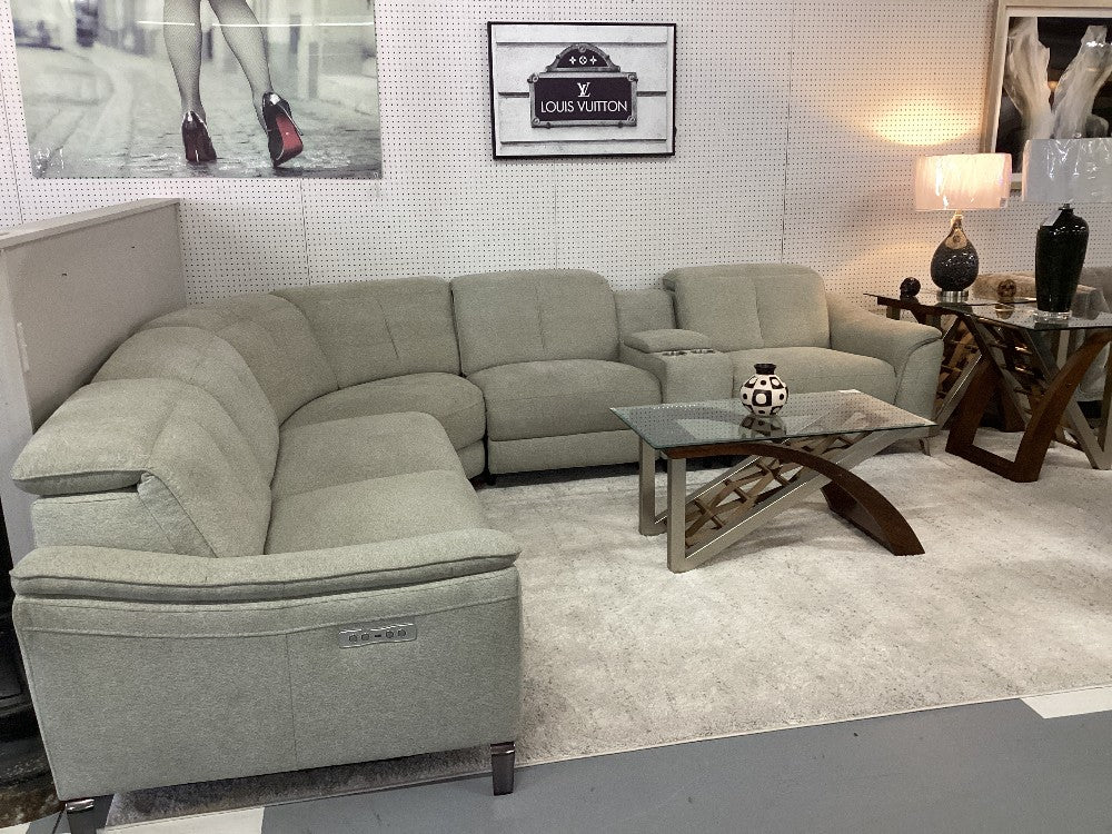 Gray fabric sectional|3908