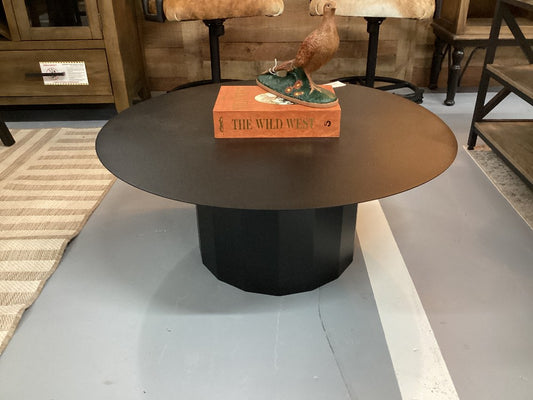 Round Metal Coffee Table|3971