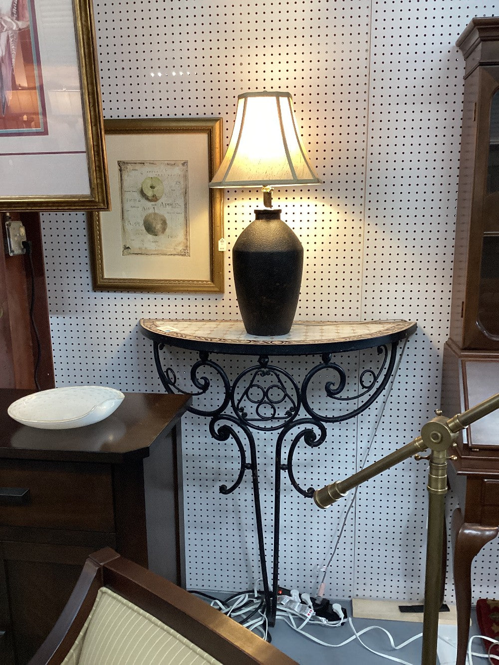 Cream 1/2 Circle Console|4015