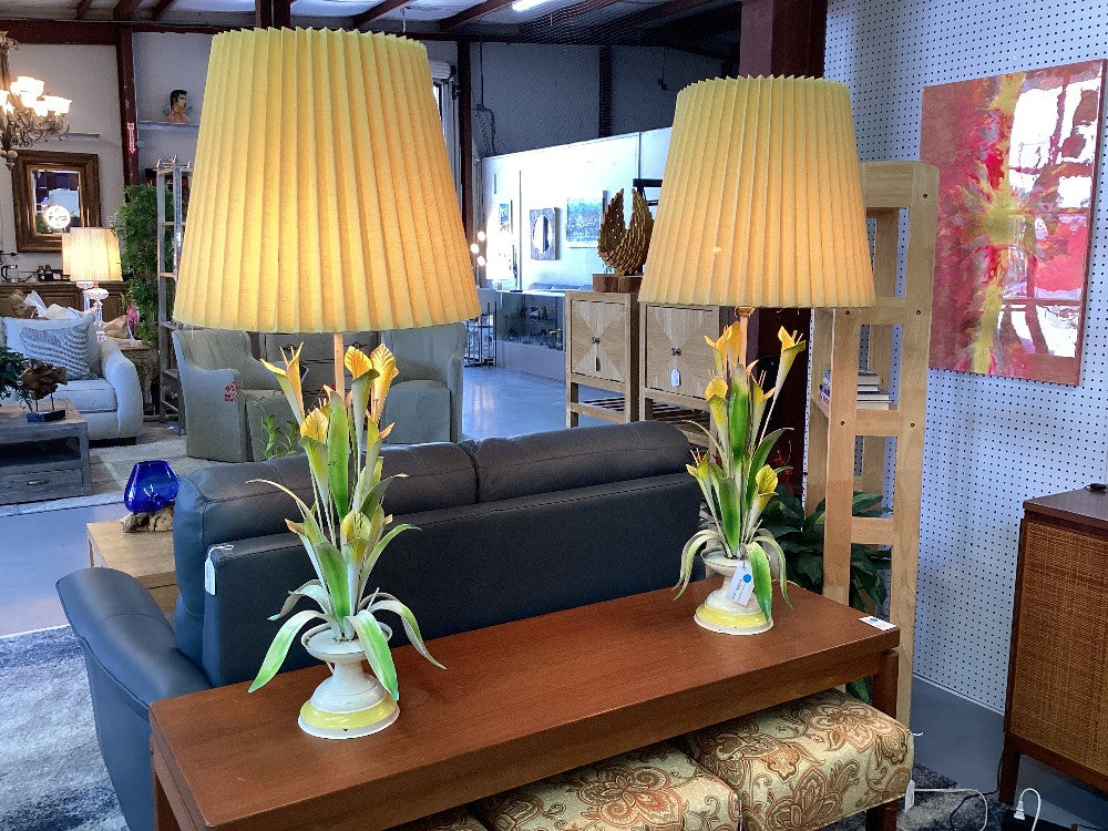 Pair MCM Metal Floral Lamp|4021