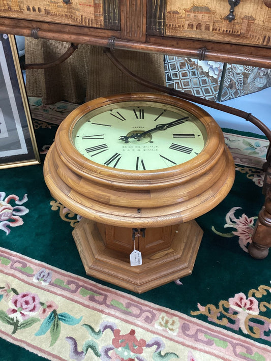 Vintage Korean clock table|4288
