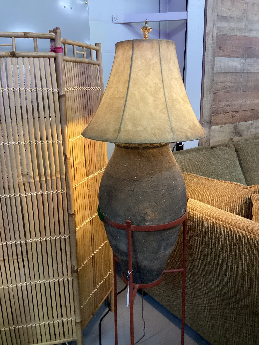 Antique Greek urn lamp|4298