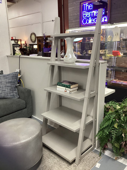 Five Tier Ladder Bookshelf H 72. D 20 1/2|4306