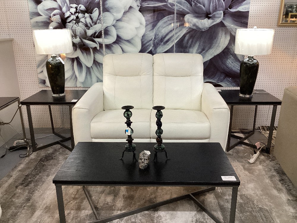 White leather loveseat|4467