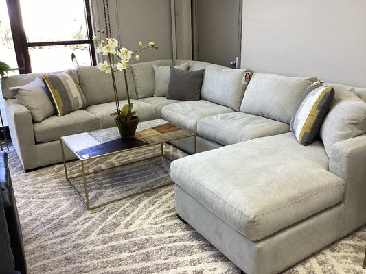 Cindy Crawford Sectioned W/ Chaise|4486