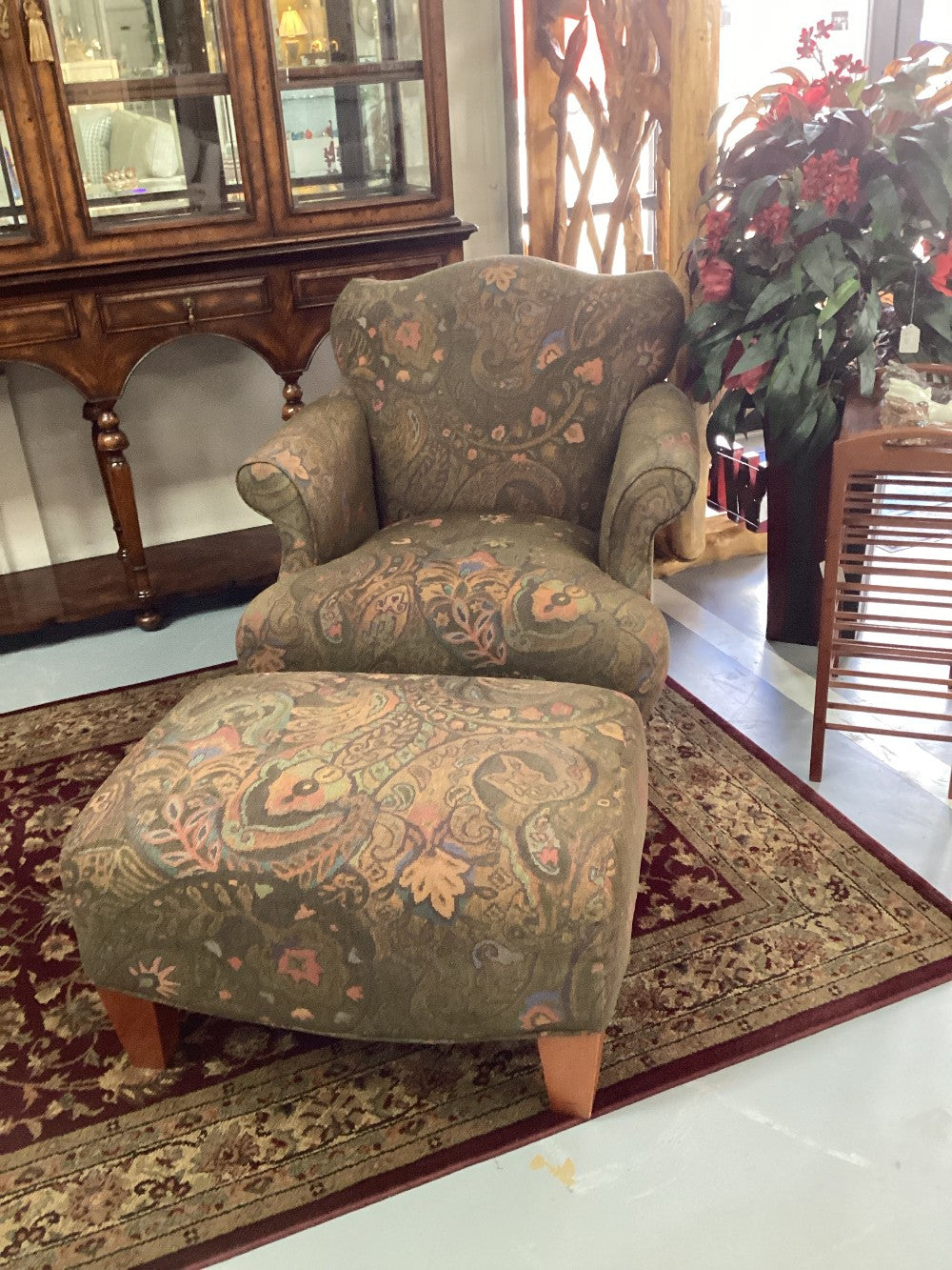 Multi colored Side Chair w/ Ottoman|4505
