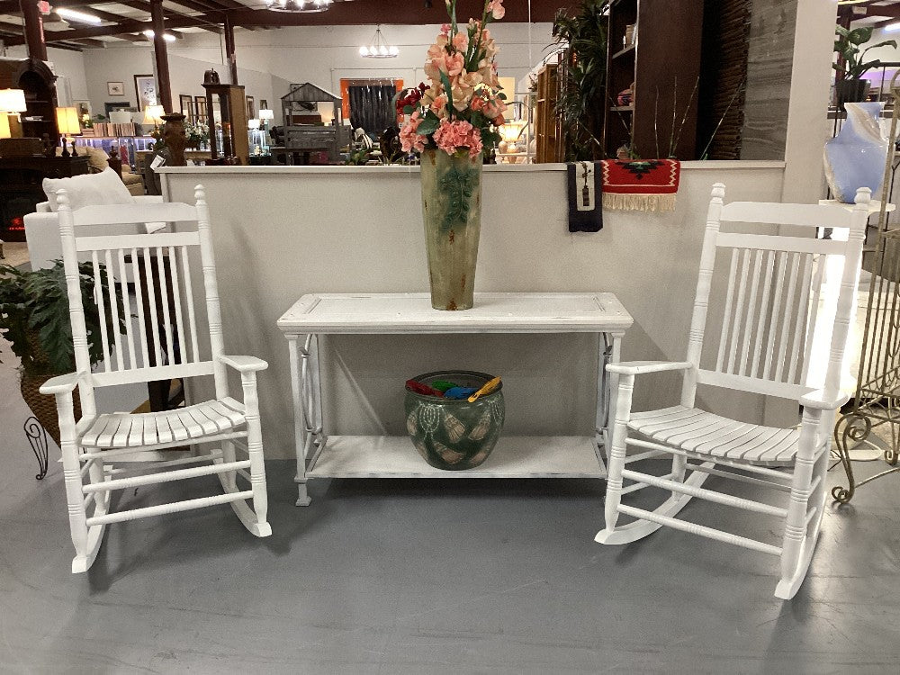White rocking chair – Berner's Auction, Inc.