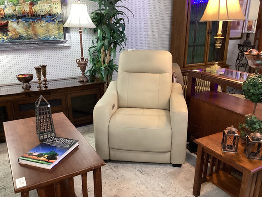 Electric Tan Leather Recliner|4645
