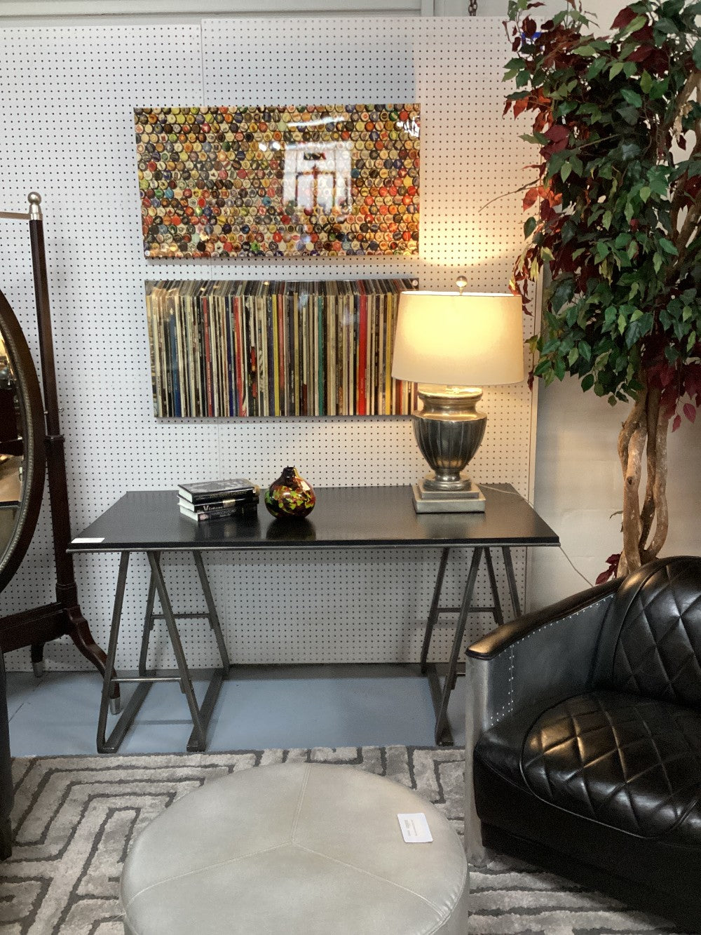 Black metal and wood desk table|4661