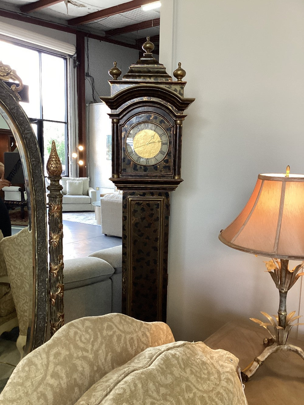 Floor Clock with storage|4727