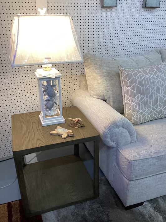 Wood end table|4803