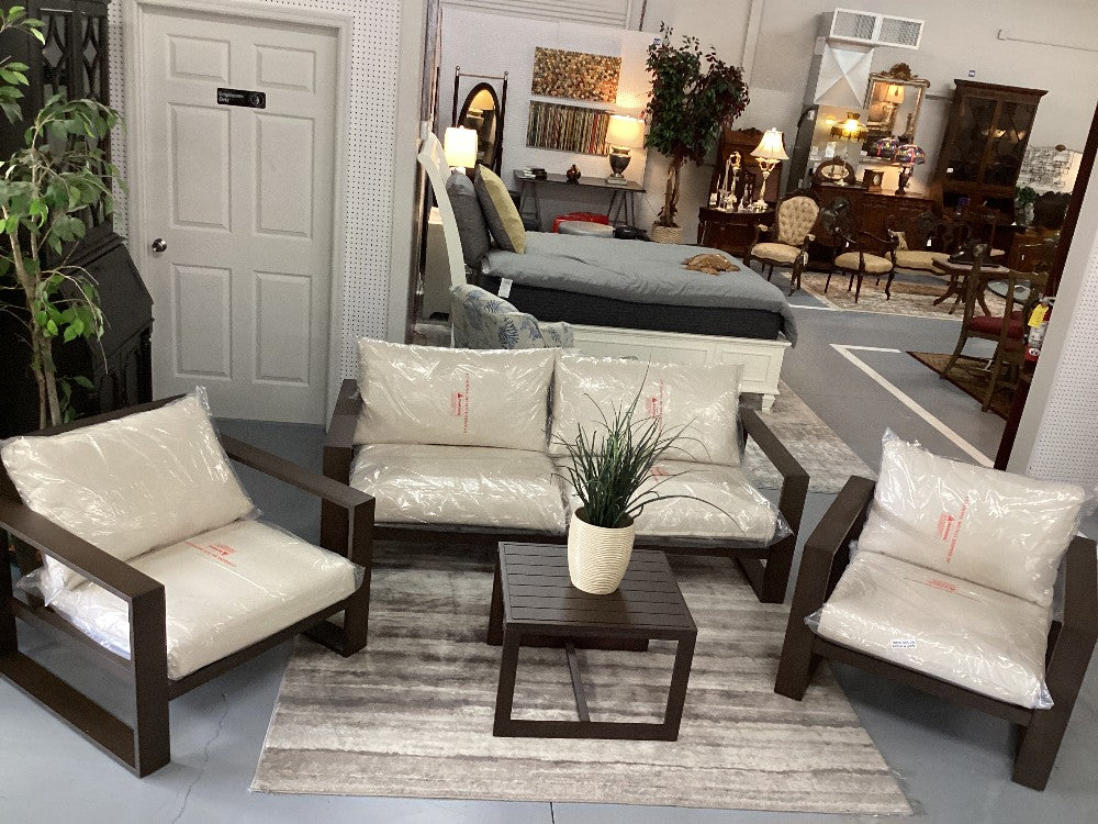 Safavieh Metal 4pc Outdoor Set|4845