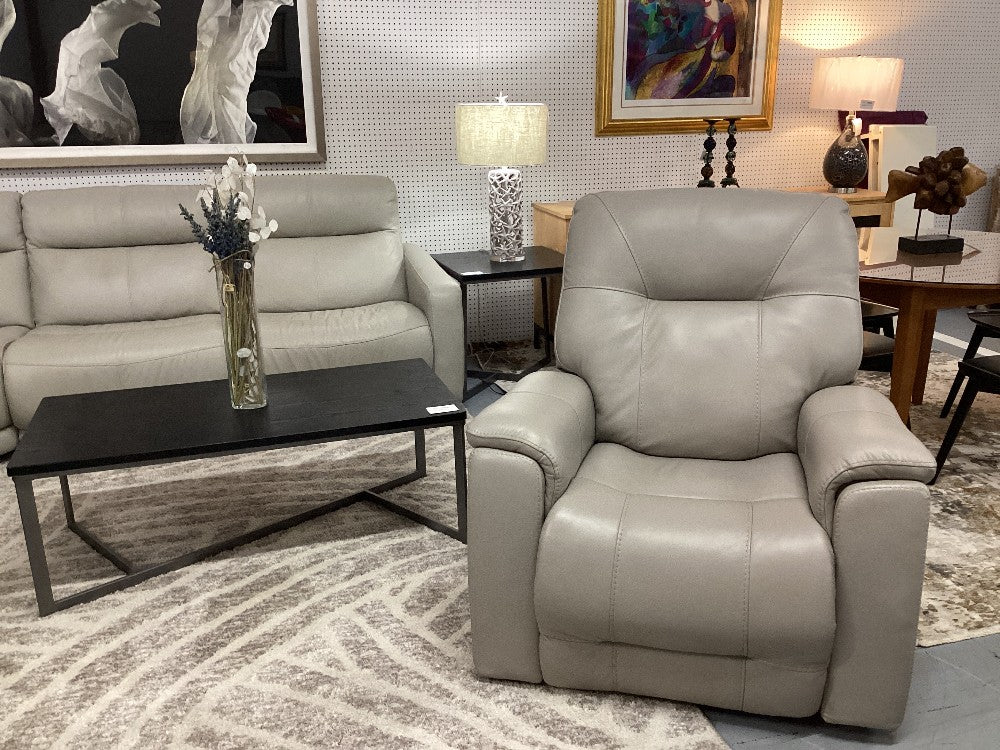 Leather electric recliner|4921