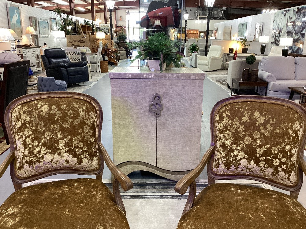 Decorator accent cabinet|4967