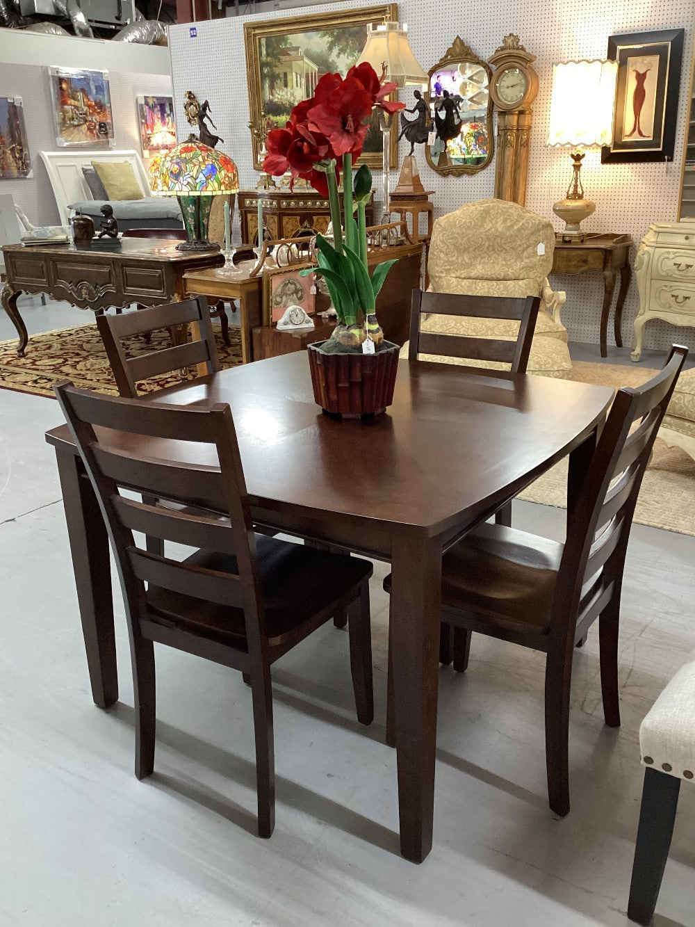 Dining table with 4 chairs|5036