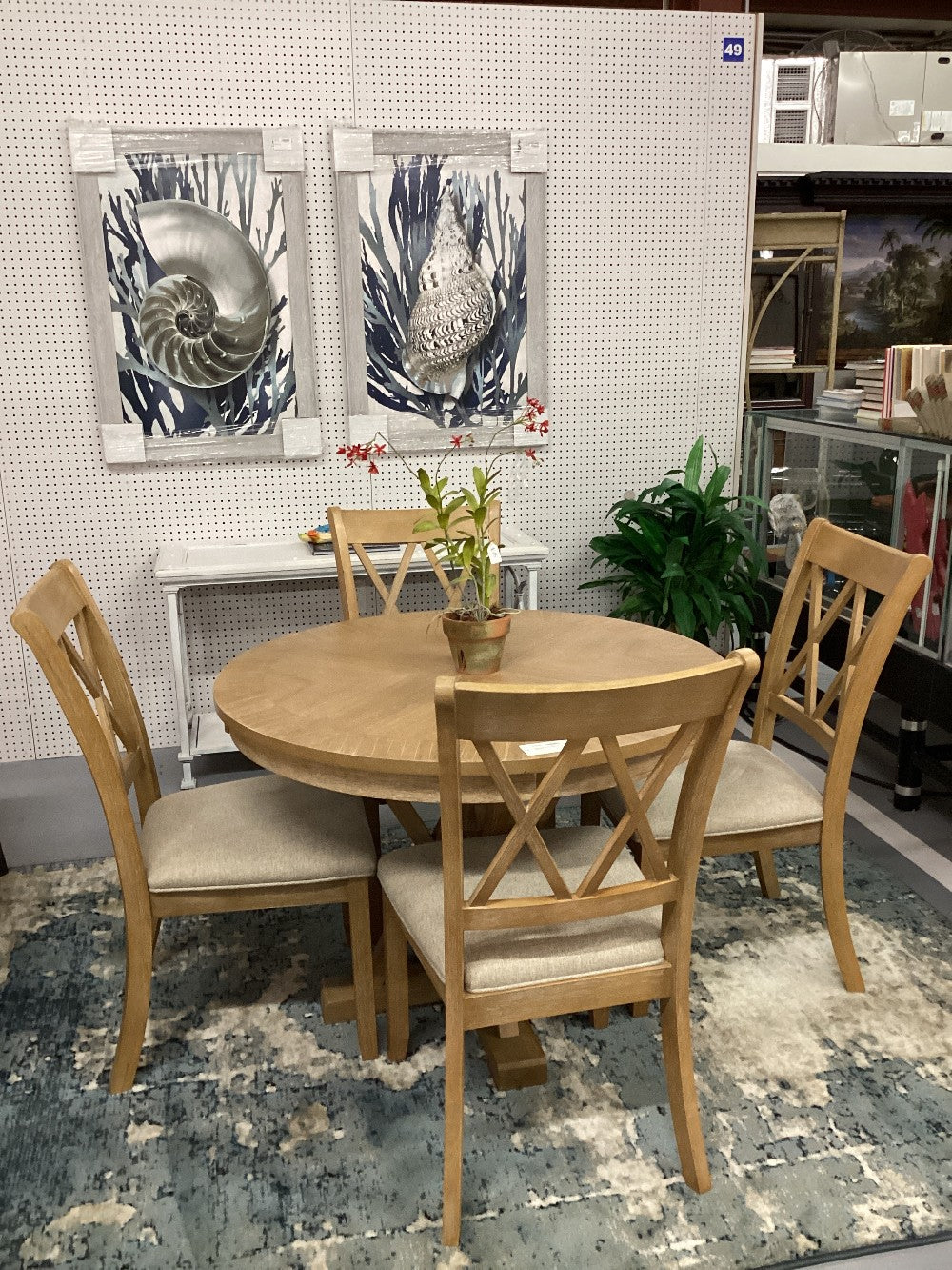 Round light wood dining table and 4 chairs|5040