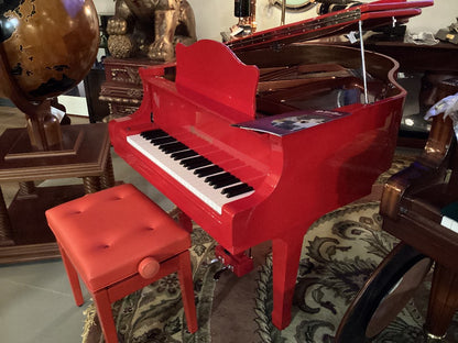 Srhoenhut red mini grand piano|5124