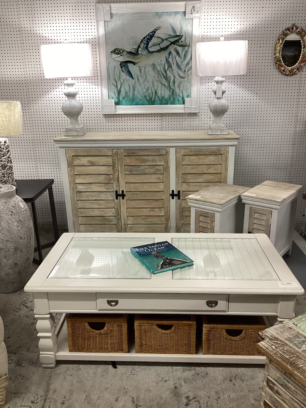 Shutter Coffee Table w/ Storage|5144