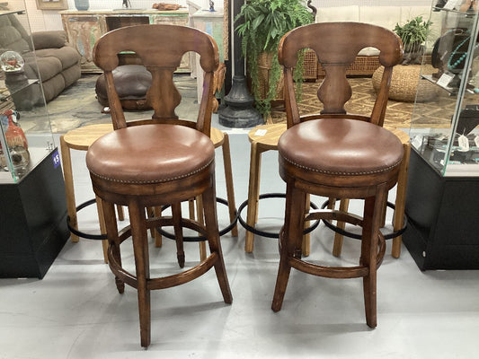 Pair of barstools|5188