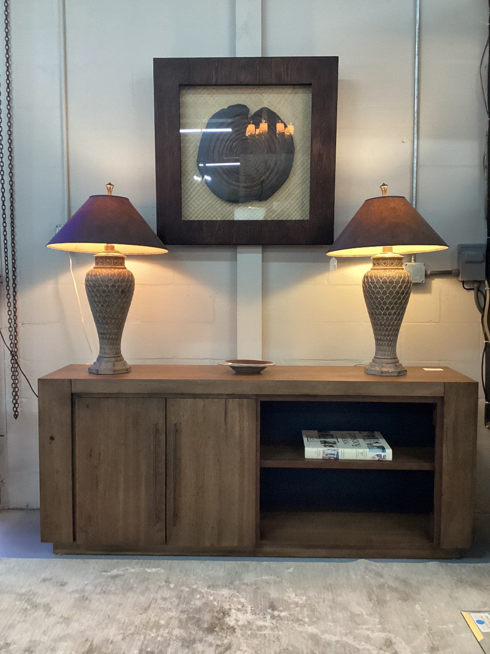 Credenza with 2 Door/2 Shelf|5281