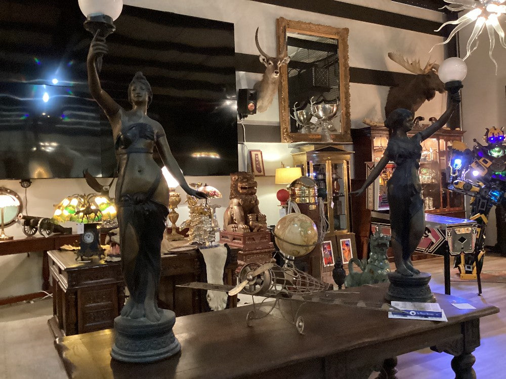 Pair of Bronze lady figure lamps|5304
