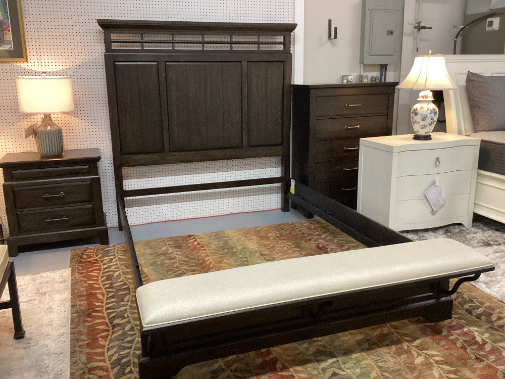 Espresso Queen bed bench with naightstand and chest|5372