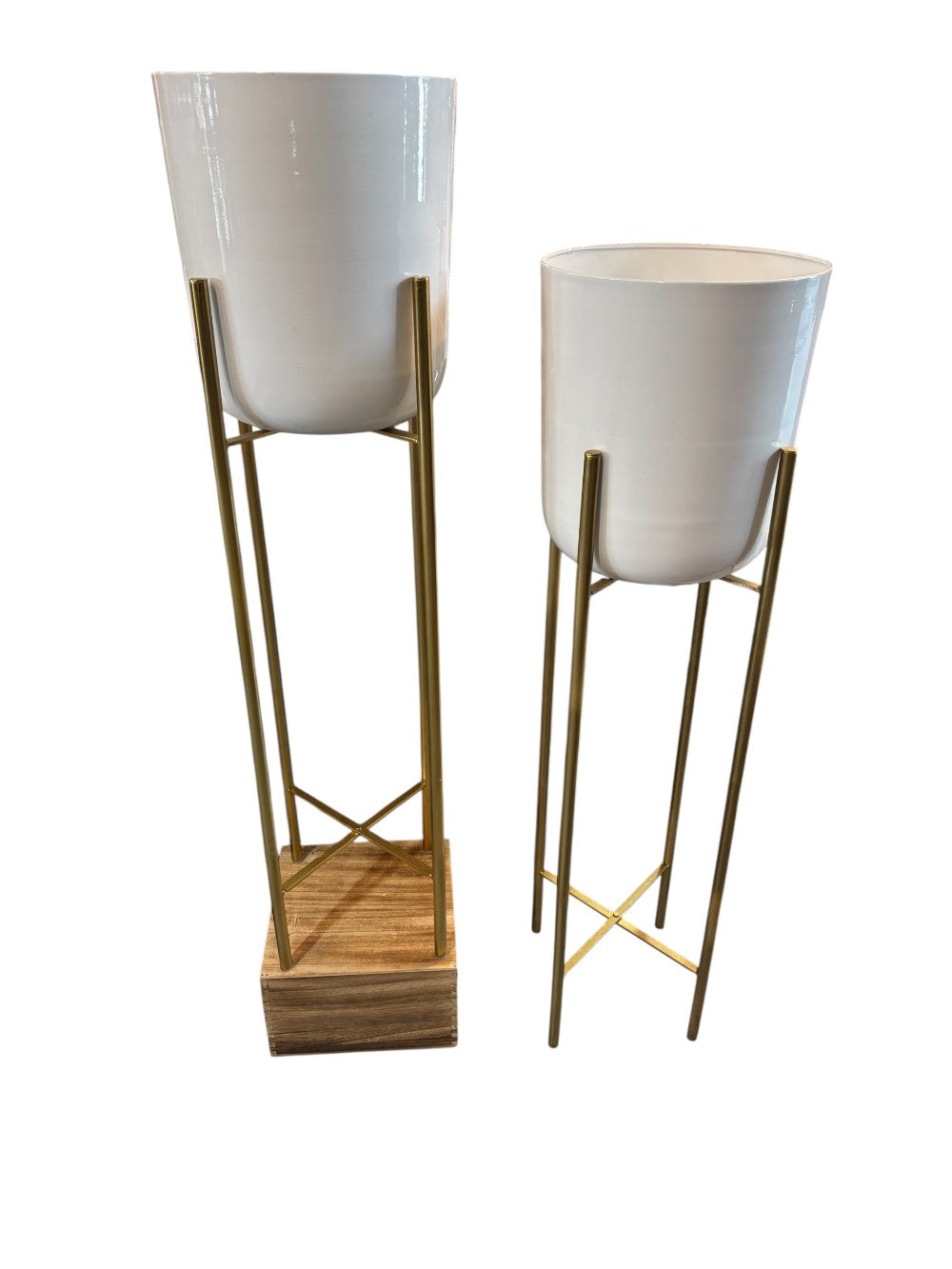 Pair White/Gold metal planters|3022