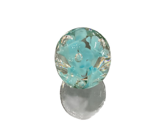 Paperweight w/ blue flowers|2957