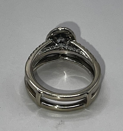 Vera Wang White Gold (14kt) Engagement Ring Set