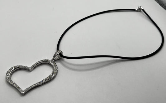 Diamond Heart Pendant - 18kt white gold