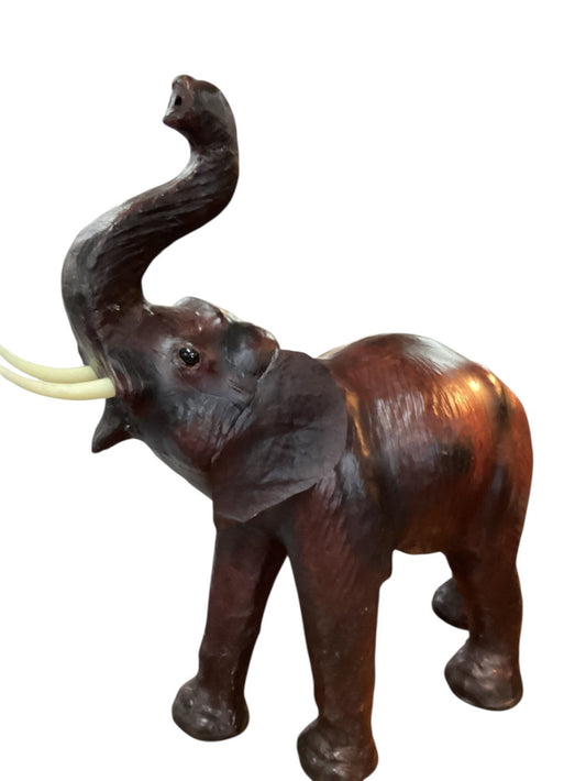 Small leather elephant|2762